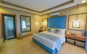 Tugawe Cove Resort  4*