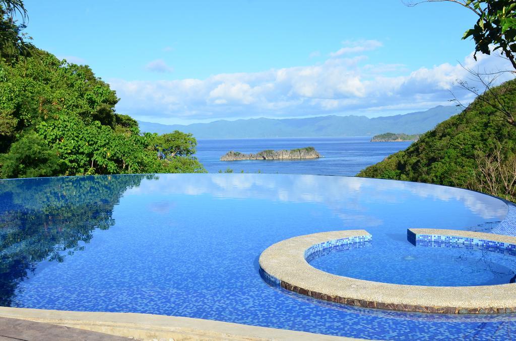 Tugawe Cove Resort Colongcocon Extérieur photo