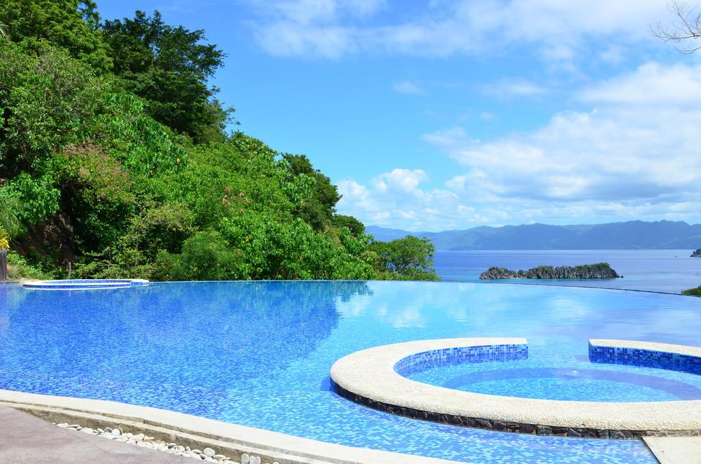Tugawe Cove Resort Colongcocon Extérieur photo